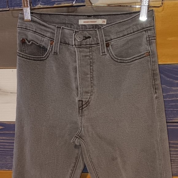 Levi's Wedgie Straight 26 - Picture 3 of 6